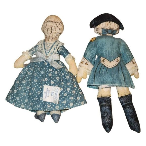 Hallmark George and Marth Washington Bicentennial Commorative Dolls - Picture 3 of 5